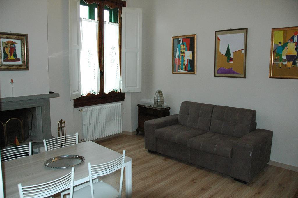 Appartamento Vittoria ฟลอเรนซ์ ภายนอก รูปภาพ